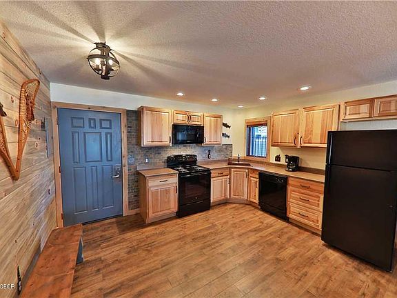 3rd image of 96 Mountainside Dr #C-95