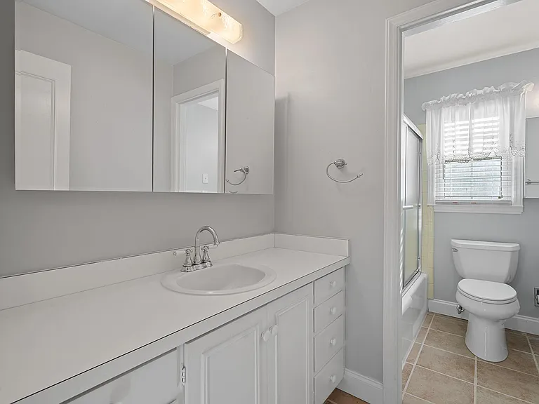 4713 Walden Ct — Photo 13