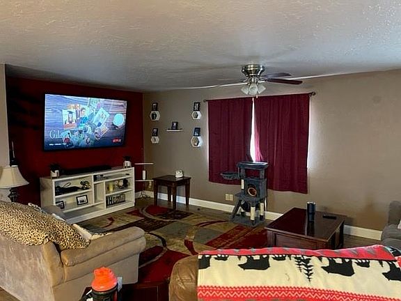 4th image of 407 Spurlin Dr