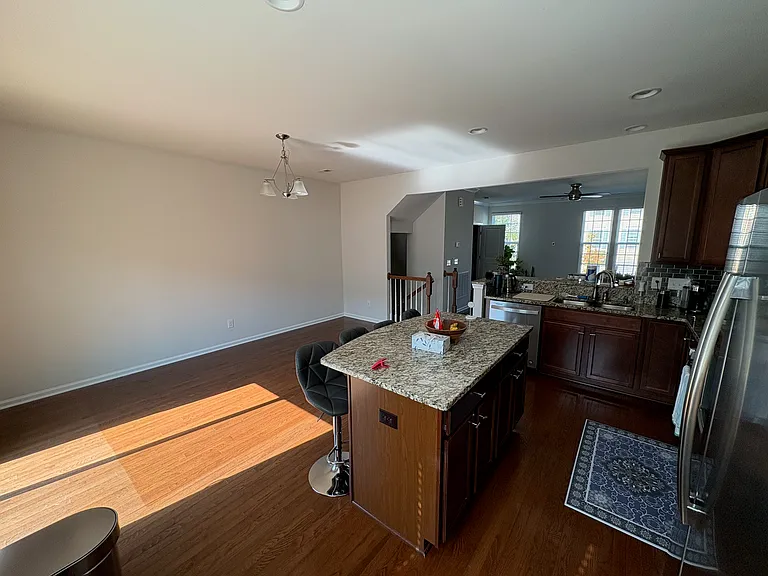 218 Brier Summit Pl — Photo 5