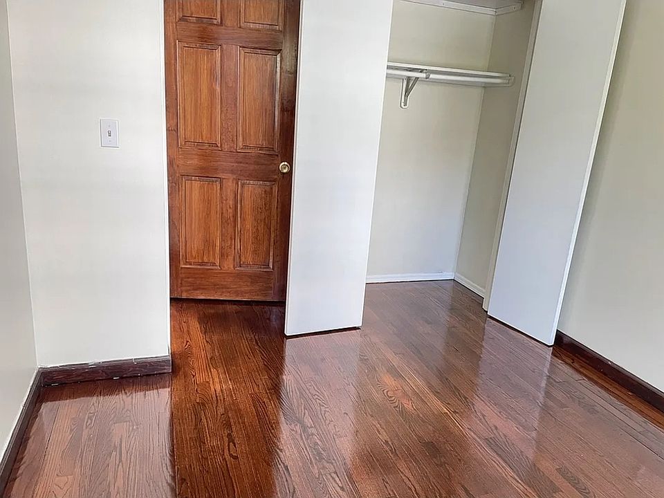 2nd image of 235 E 110th St
