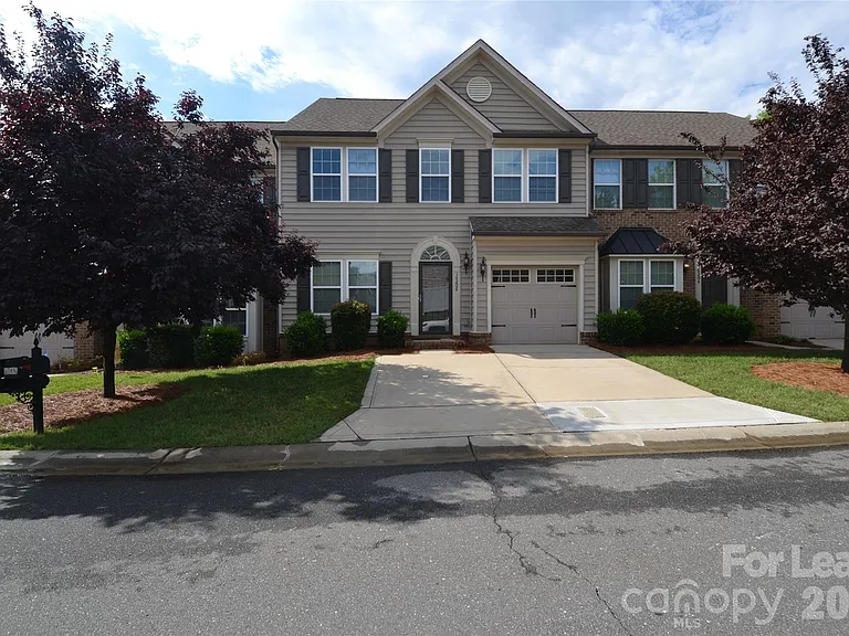 16208 Murphey Trail Ln — Photo 1