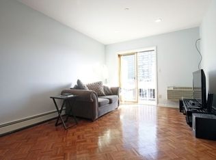 29 Meserole St APT 2F, Brooklyn, NY 11206