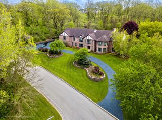 34W961 Duchesne Dr, Dundee, IL