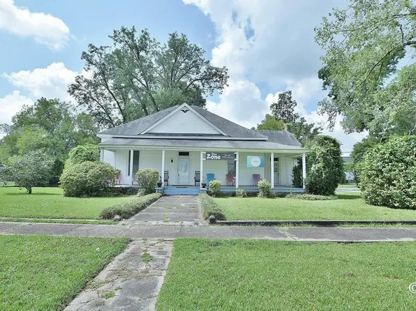 322 Fort Ln, Hamilton, GA 31811