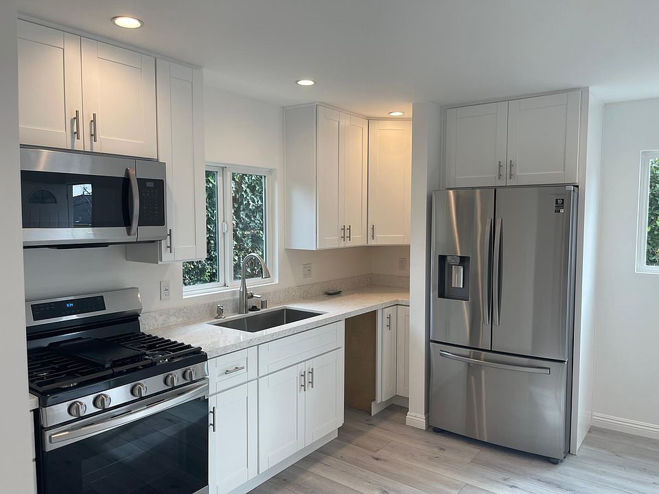 1st image of 2926 N Brighton St APT 101