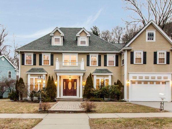 455 Waban Ave