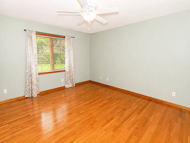 51225 Brandychase W — Photo 9