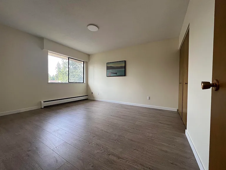 3481 Sefton St #101 — Photo 7