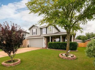 135 Remington Dr, Kyle, TX 78640