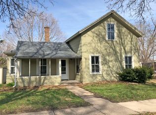 311 N 2nd St, River Falls, WI 54022