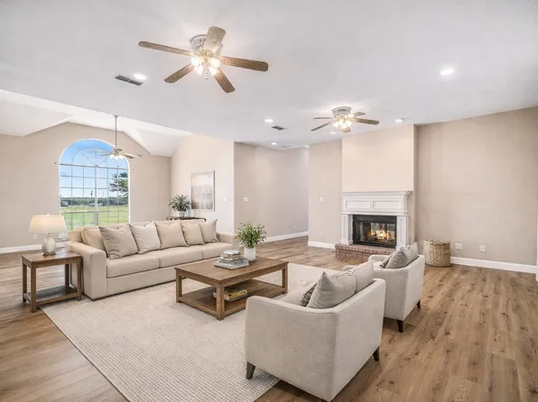 7509 County Road 526, Mansfield, TX 76063