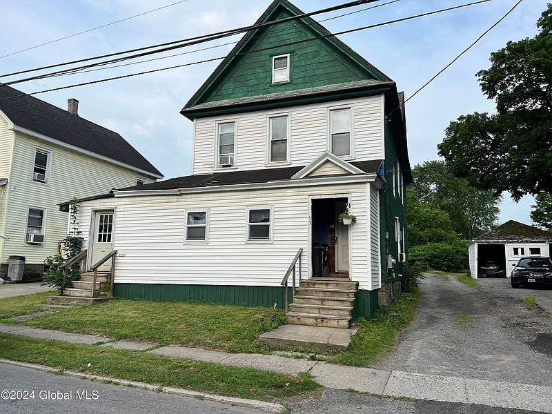 2nd image of 13 S Chase Street