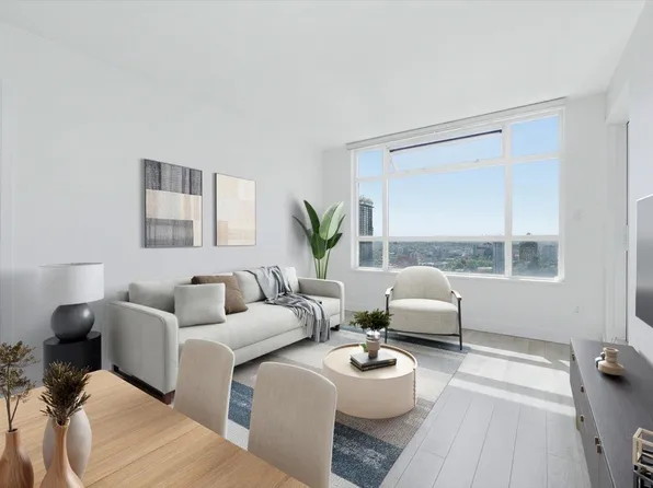 438 Seymour St #2008, Vancouver, BC V6B 6H4
