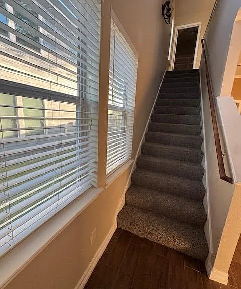 6815 Independence Blvd — Photo 11