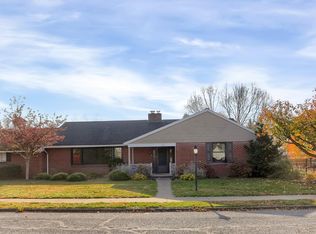 12 E 9th St, Watsontown, PA