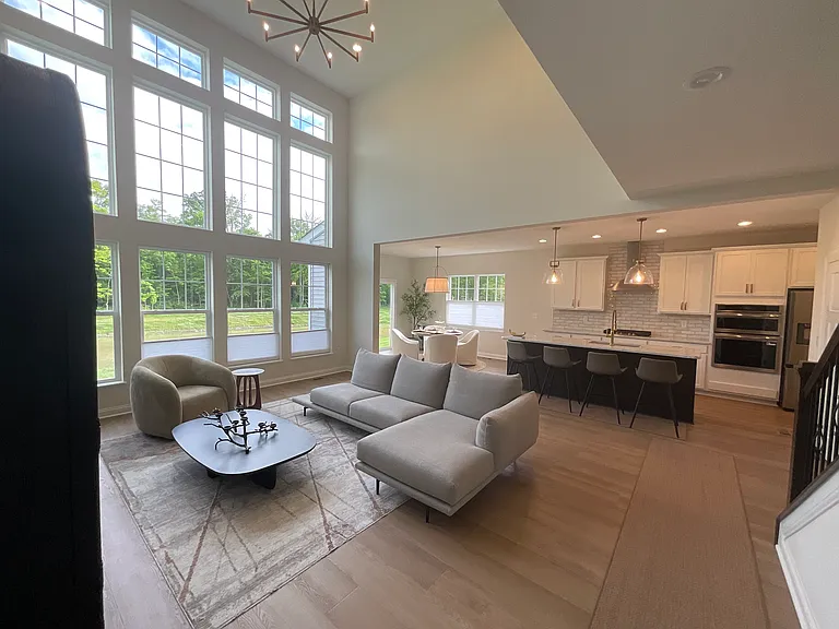 7081 Aster Way — Photo 1