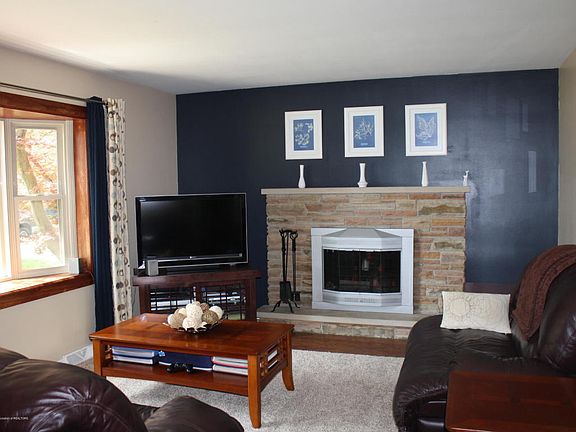3rd image of 2744 Morningside Dr