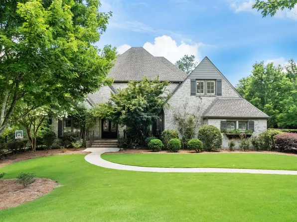 7511 Kings Mountain Rd, Vestavia, AL 35242