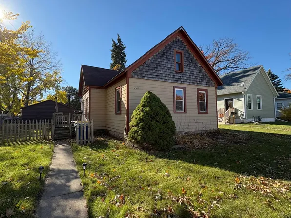 521 Clinton St, Green Bay, WI 54303