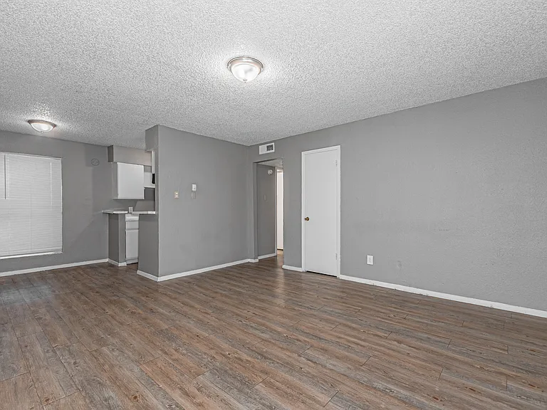 Morningside Apartments — Photo 9