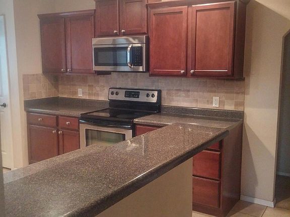 Breakfast Bar and Pantry closet