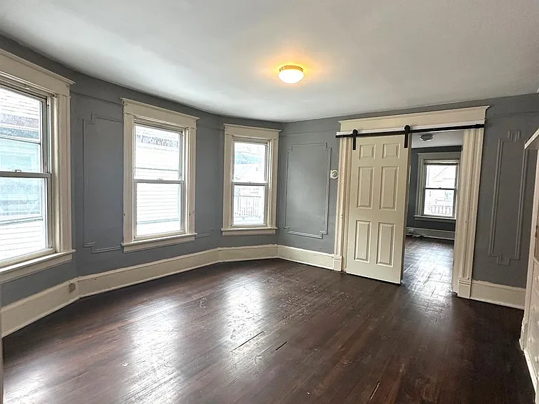 197 N Hamilton St #2 — Photo 3