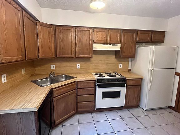 5th image of 404 Hunter Ridge Ln