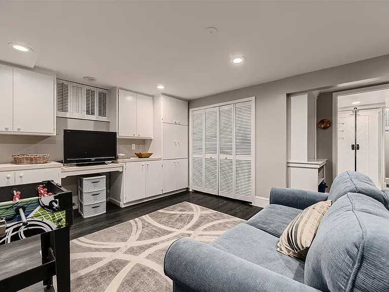 Basement playroom/Bedroom 5