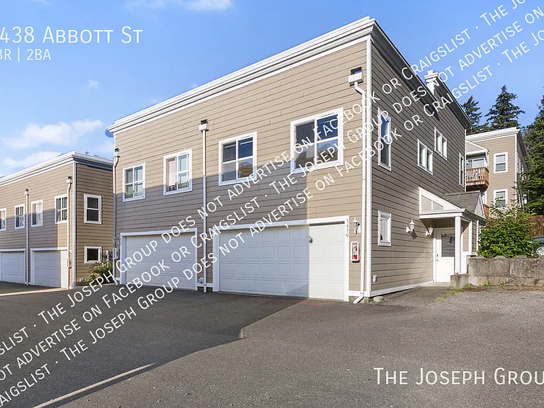 3438 Abbott St — Photo 1