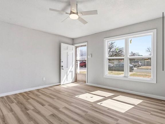 3rd image of 2814 40th St