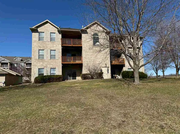 2892 Coral Ct APT 101, Coralville, IA 52241