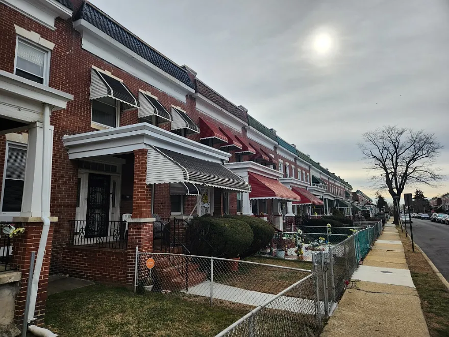 Building Photo - 525 Mount Holly St #1