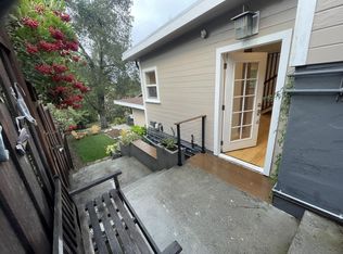 838 Hillcrest Dr, Redwood City, CA 94062