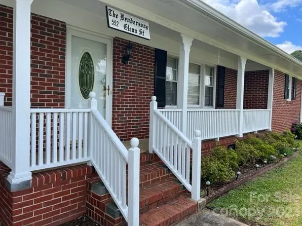 592 Glenn St, Chester, SC 29706