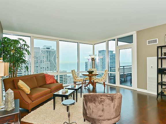 4th image of 505 N McClurg Ct APT 4301