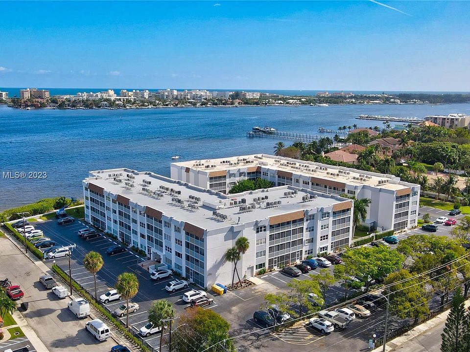 1st image of 1502 S Lakeside Dr APT 309