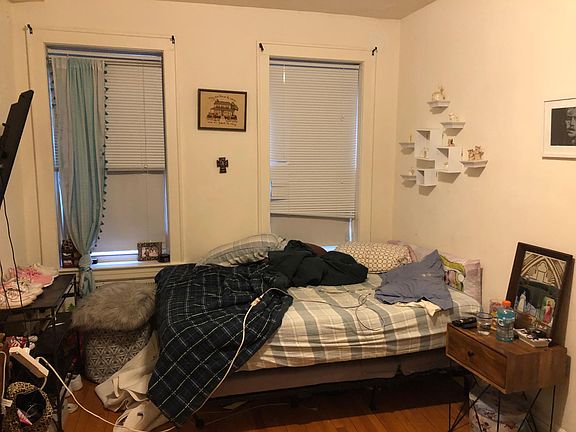 5th image of 170 Irvington Ave APT 102