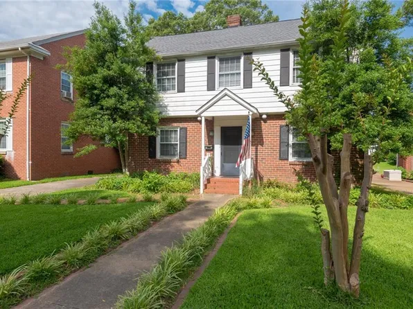 71 Shenandoah Rd, Hampton, VA 23661