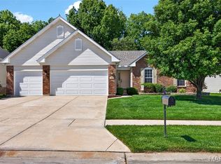 1013 Roosevelt Dr, Wentzville, MO 63385