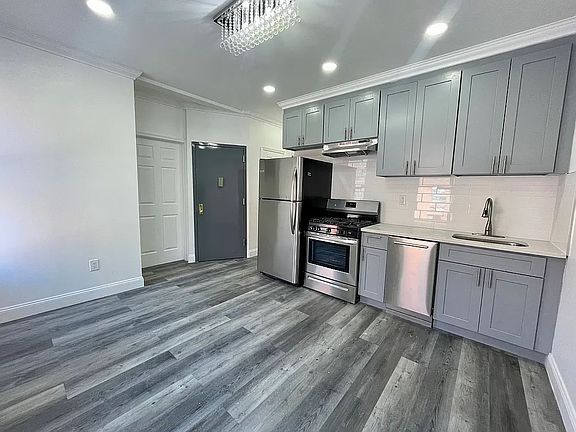 2nd image of 598 Morris Ave Front 2