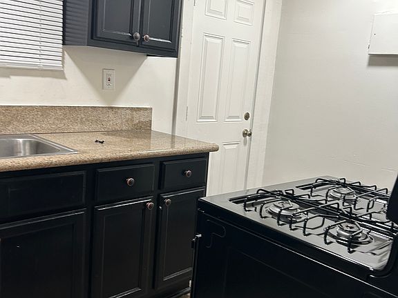 2nd image of 1735 W 64th St Unit 3/4