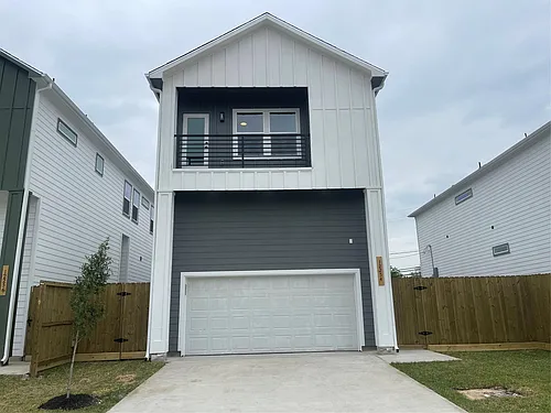 12260 Kirkgard Photo 1