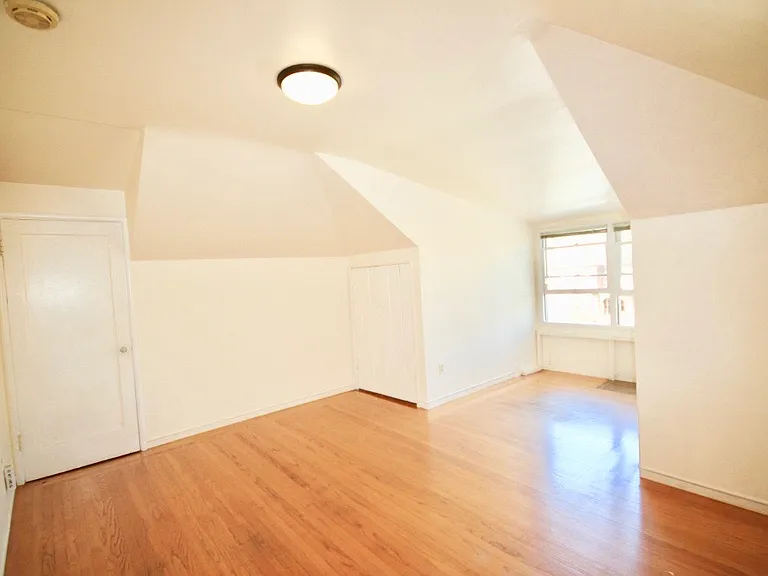 2732 Hillegass Ave #5 — Photo 13