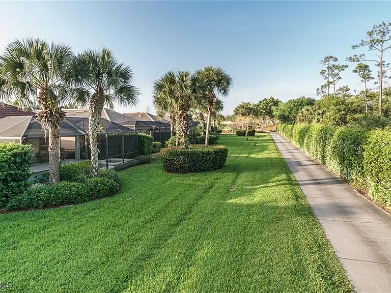 10082 Oakhurst Way — Photo 20
