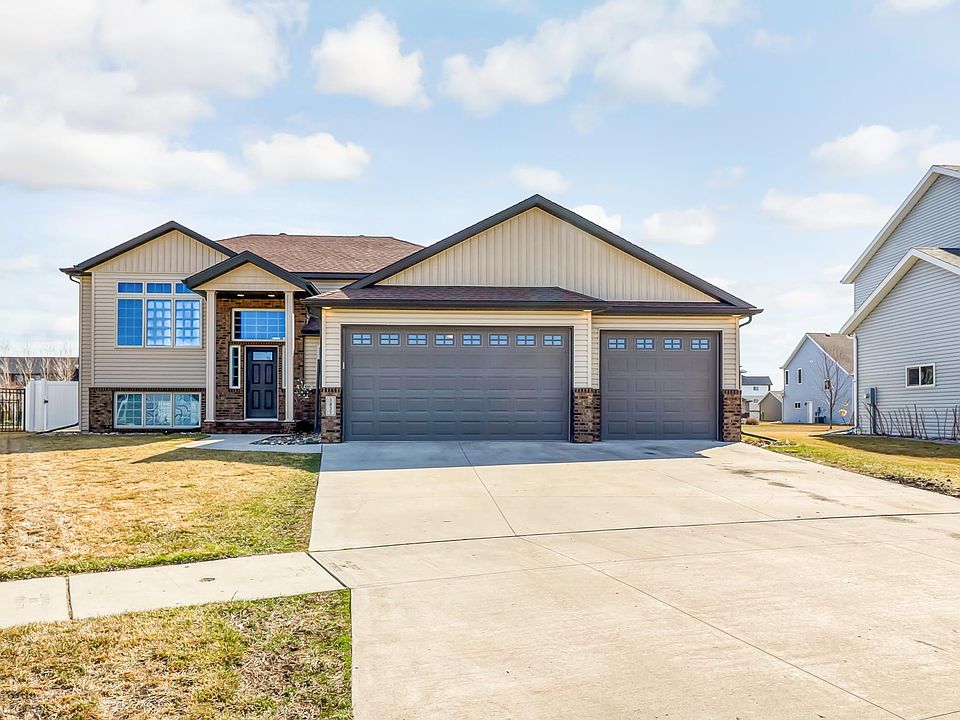 1st image of 3431 Loberg Ln