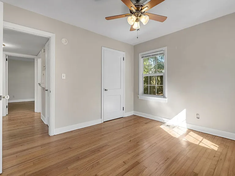 810 N Duval St #A — Photo 14