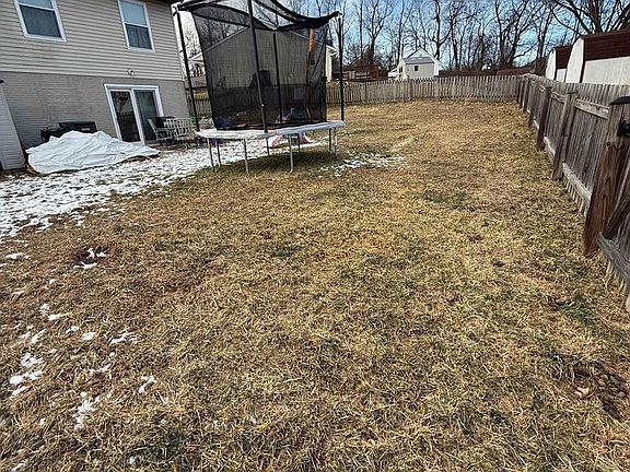 5th image of 966 Glenbrook Ct