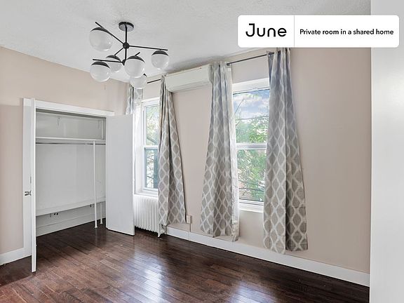 2nd image of 2141 Cortelyou Rd #B