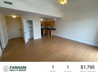 17 S Main St #204, Branford, CT 06405